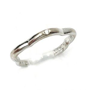 Chanel 18k 750 White Gold Camellia 1 Diamond Ring